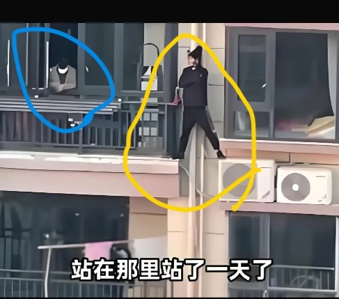 江西上饶发生一起荒唐事件，
居然让双方都赌气了！

   起因是房子被小偷偷了，