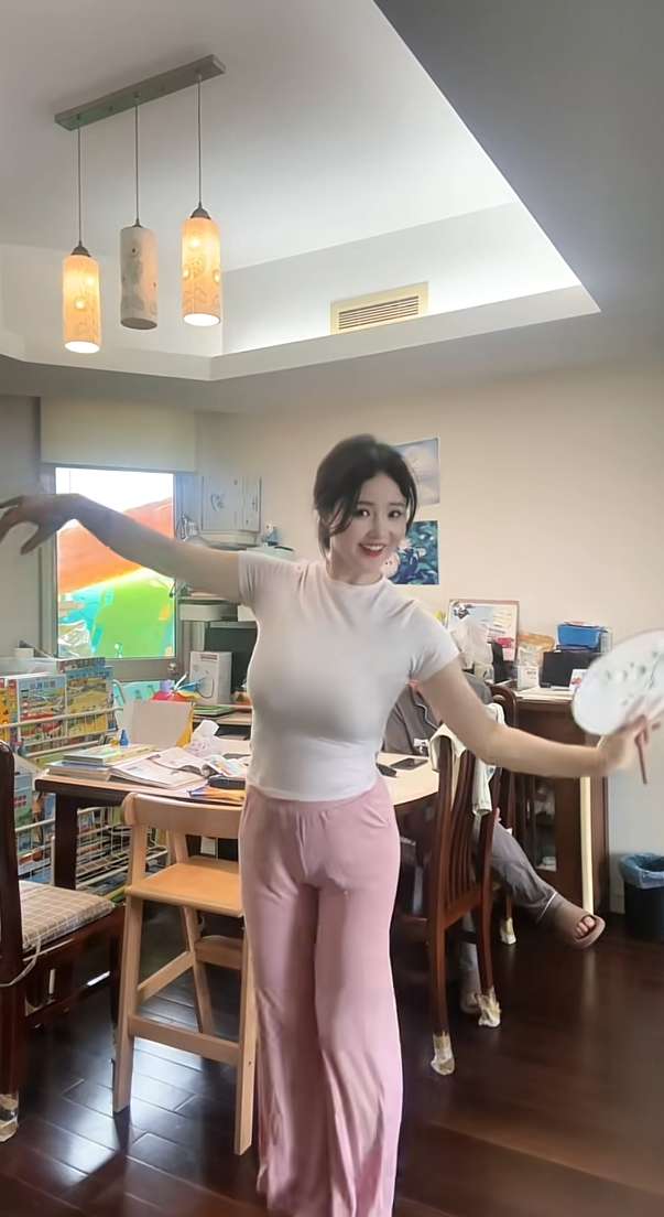 自由恋爱还是盲婚哑嫁，最终都一样!