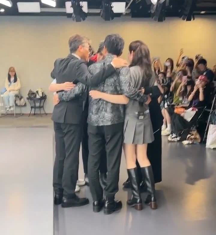 凡人修仙传全方面搞砸了
要不是李乃文来扫楼
都不知道他也演了，他原来是：
