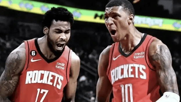 火箭终于赢球了！乌度卡大胆调整奏效，球队找到最正确的方向！