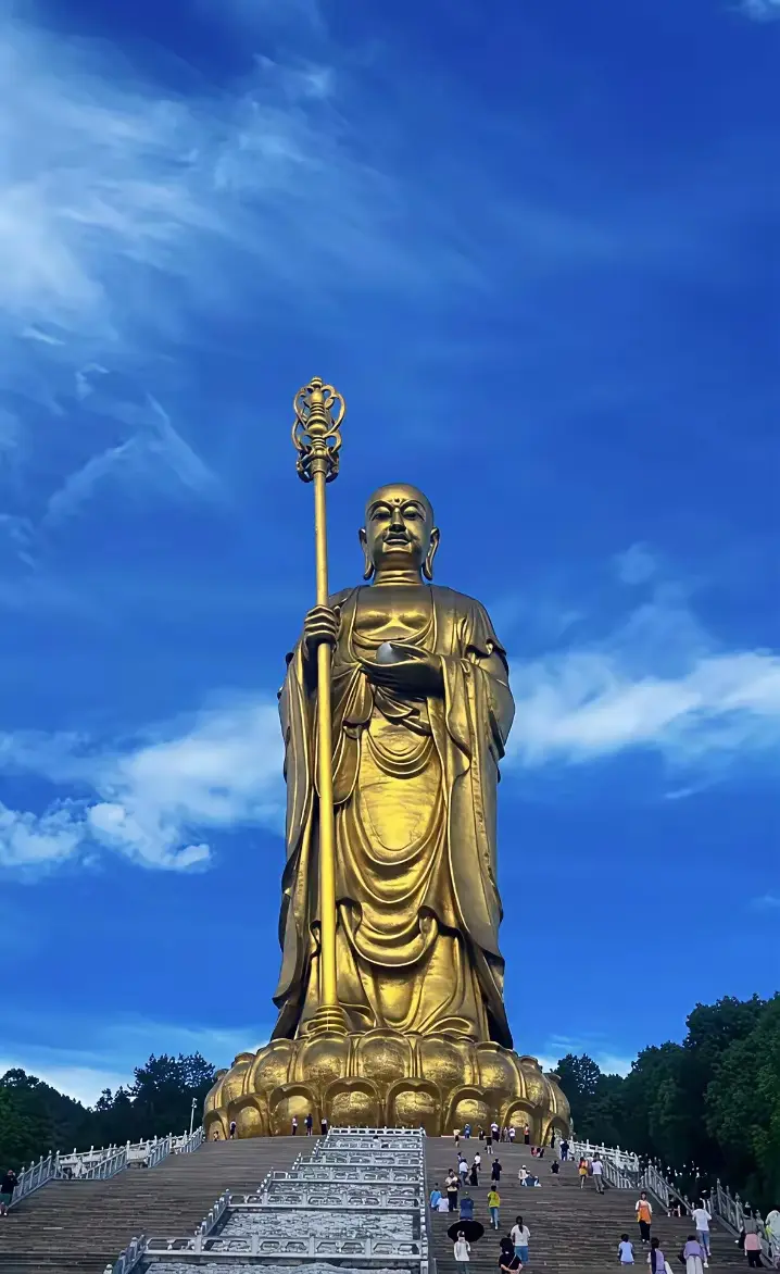 去了九华山6年，把欠债还清了，我本来也只是去散心，没想到一年更比一年好
