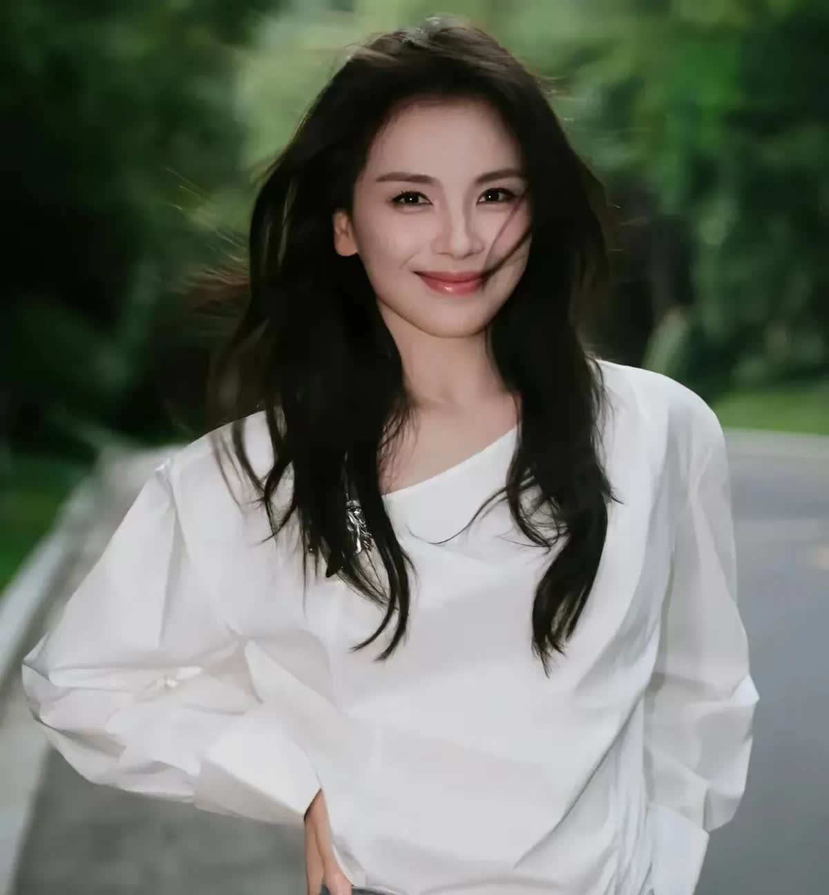 刘涛真是招黑，不管什么新闻，都会跟她扯上关系，这次释永信出事儿，又有人拉上她，不