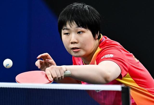 蒯曼乒超战张本美和，真为她捏了一把汗！张本美和加盟乒超的首个单打对手是深圳大学的