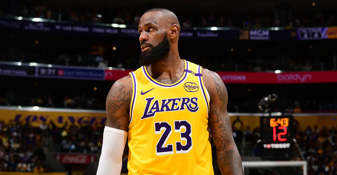 ESPN制片人：希望退役后聘请詹姆斯担任比赛分析师