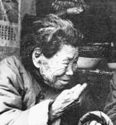 明德英：沂蒙红嫂 声名不朽
1941年，日军对沂蒙山区展开疯狂“扫荡”。沂南马牧