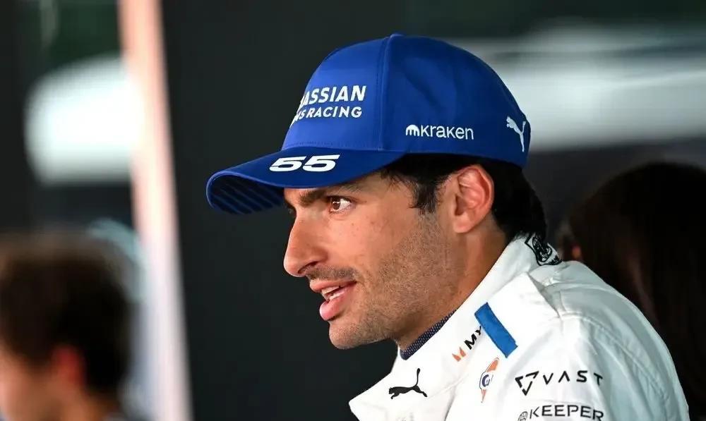 【塞恩斯不解红牛未给机会，称与维斯塔潘关系良好】
据motorsport.com