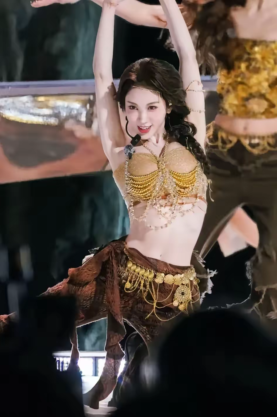 宝藏女孩张小婉！颜值爆表，身材太好了
张小婉简直是人间宝藏！出众颜值搭配完美身材