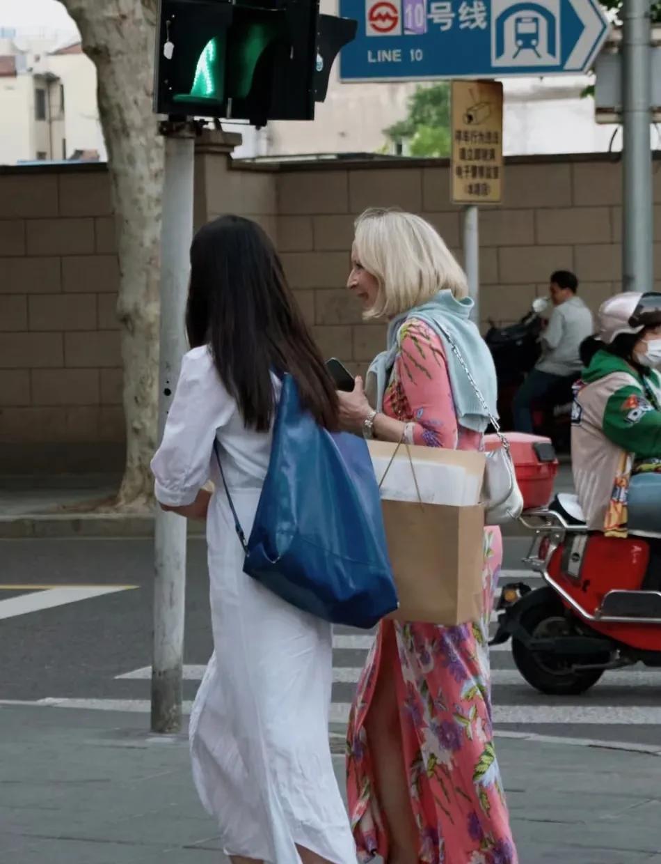 大都市上海
时尚的前沿
你最喜欢谁的穿搭？