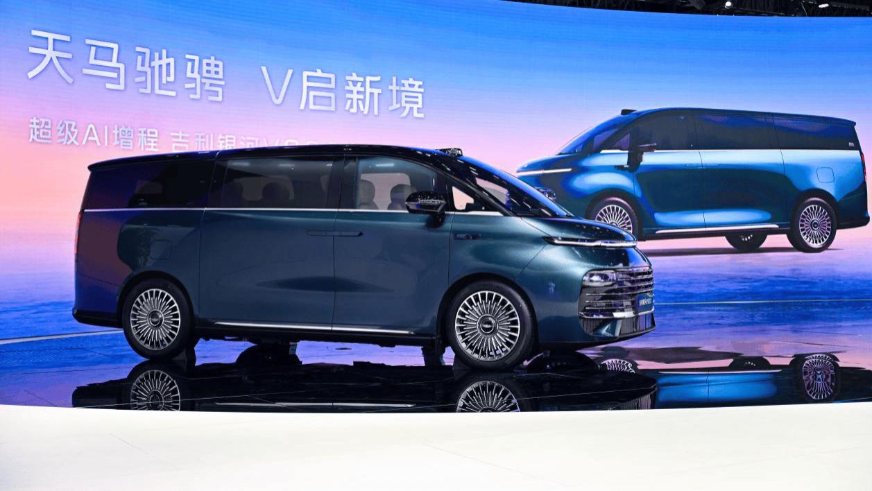 吉利汽车11月销量破31万，连续9个月同环比双增长