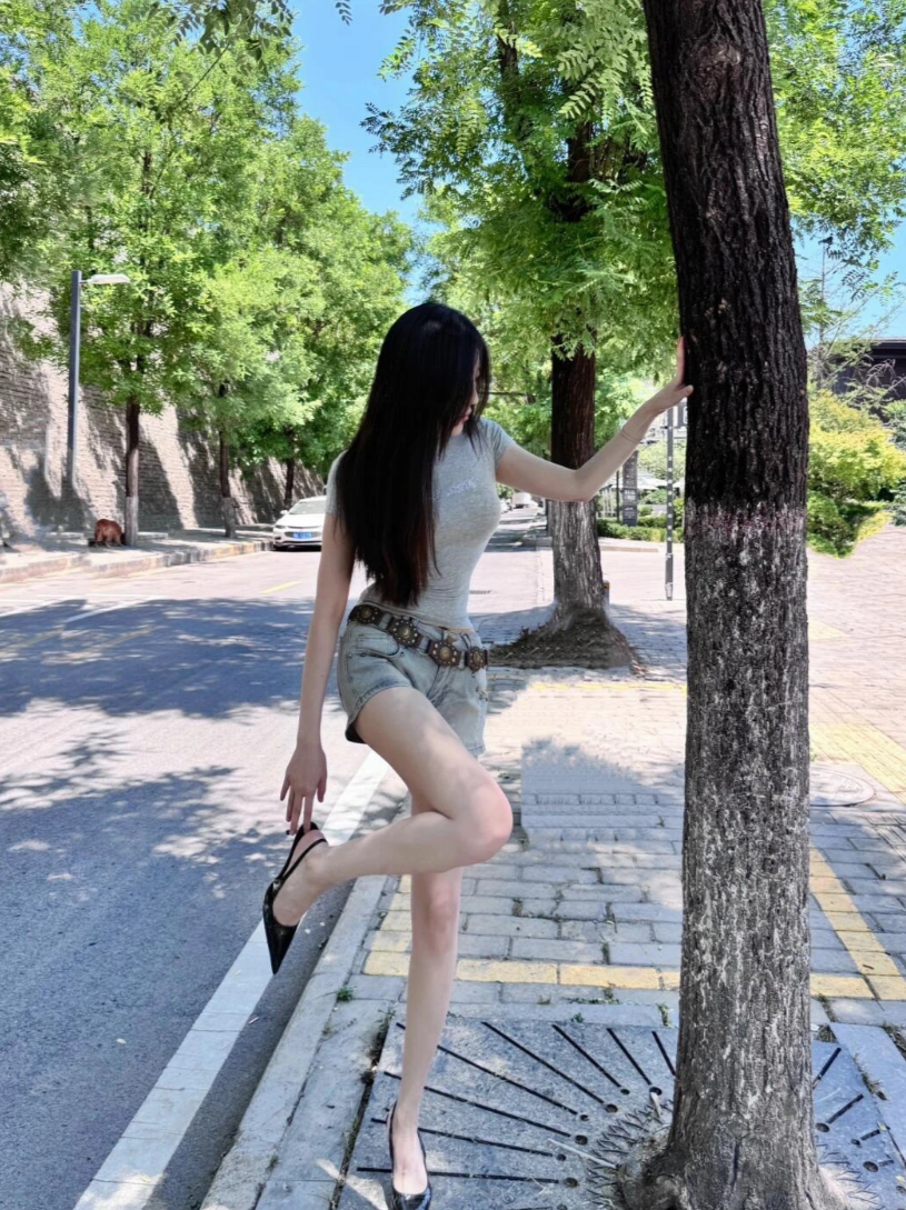 修图师说 “这个细节让他反复放大看了 20 次