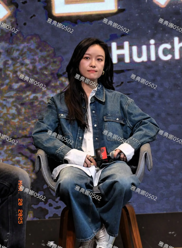 会昌戏剧节见到倪妮，印象中的大美女，明显老了，头发稀疏皮肤松弛黑眼圈法令纹都十分