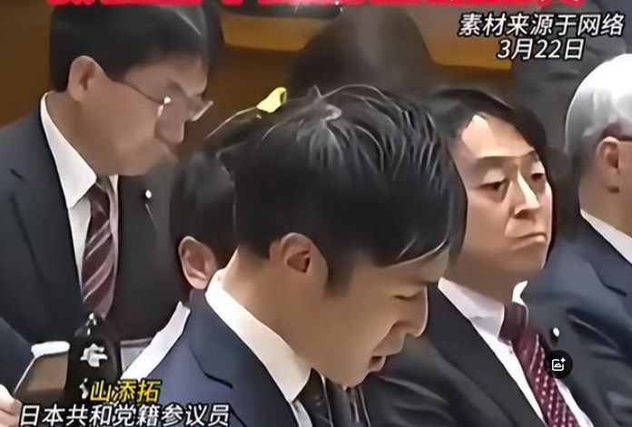 我们应该永远记住这个叫山添拓的日本议员。在3月21号的日本参议院会议上，当日本首