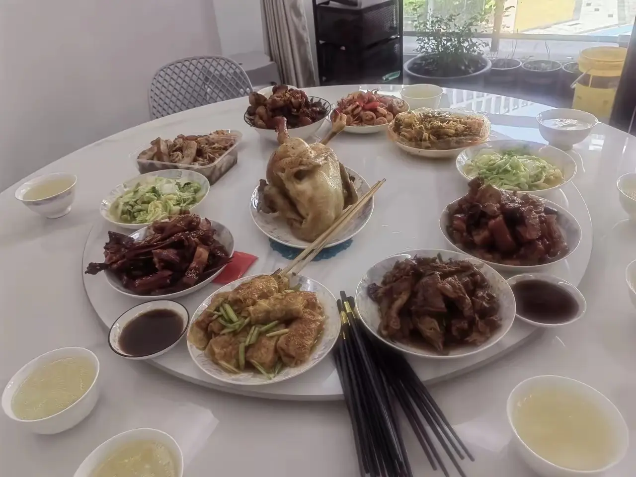 这菜招待客人，还可以吧？
