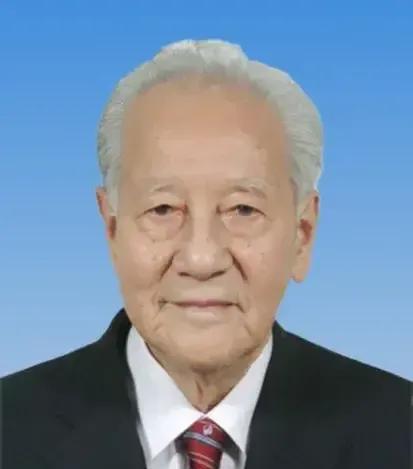 有人问钱学森是谁，一个超赞的回答：
到了1958年，他收到了一份秘密通知，命运就