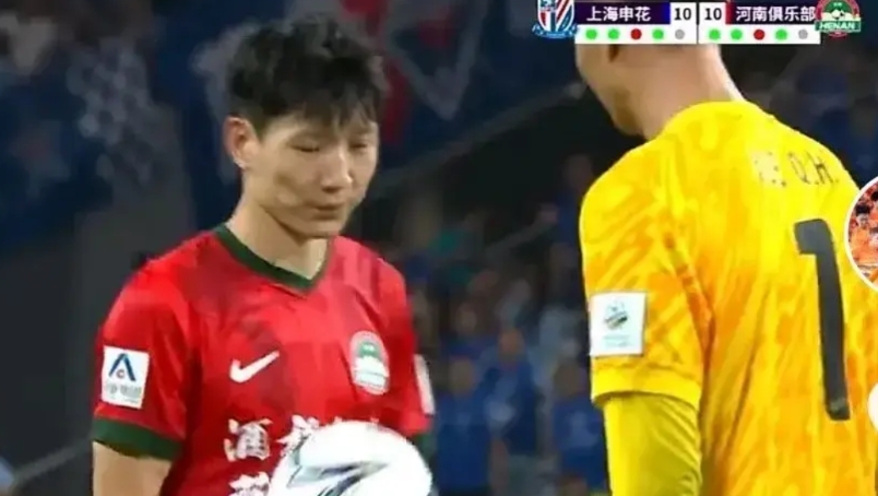拉莫斯还是有两把刷子的，连在泰山根本踢不上比赛是卢永涛都被他“激活”了。
本场比