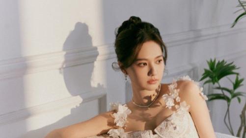 姜佩瑶近两年的发展，也确实是不错，超可以的！