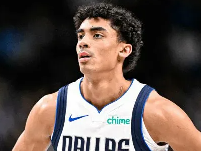 NBA常规赛，独行侠以87-100不敌雷霆。
赛后，独行侠球员马克斯-克里斯蒂在