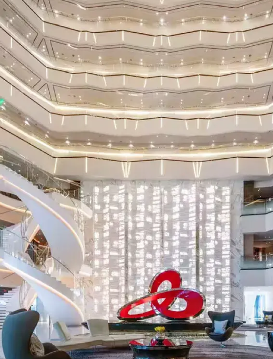 入住广州四季酒店92层，住了两晚，不想退房，睡在云端的感觉太刺激了！第二次入住广