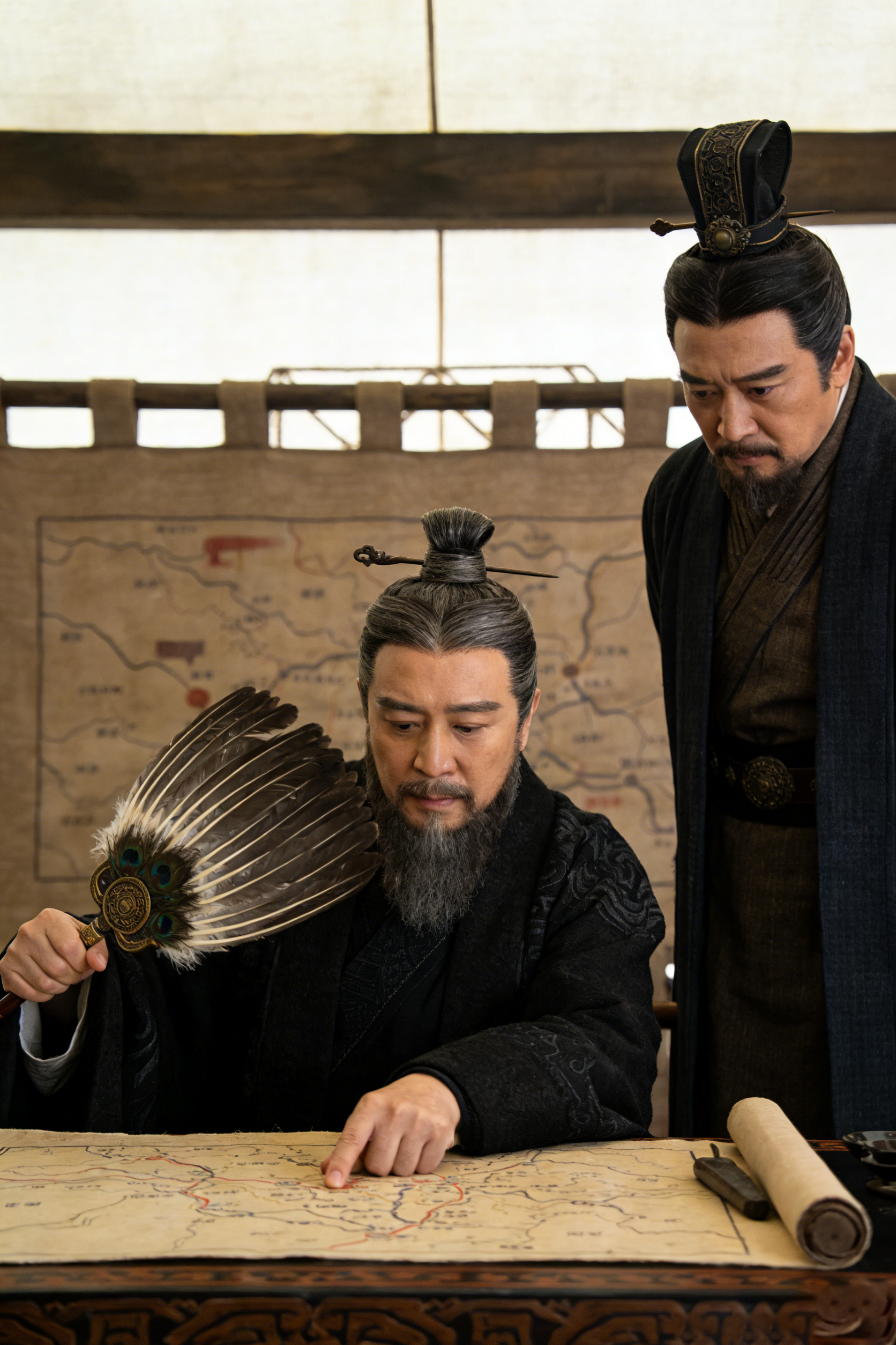 诸葛亮在隆中对时已经暴露其军事短板，那么隆中对的缺陷在哪？为何刘备当时看不出来？