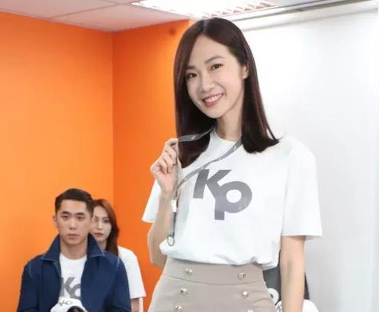 台湾民众党前美女发言人杨宝桢再找好工作，要就任新职，将于6月2日正式成为“新竹发