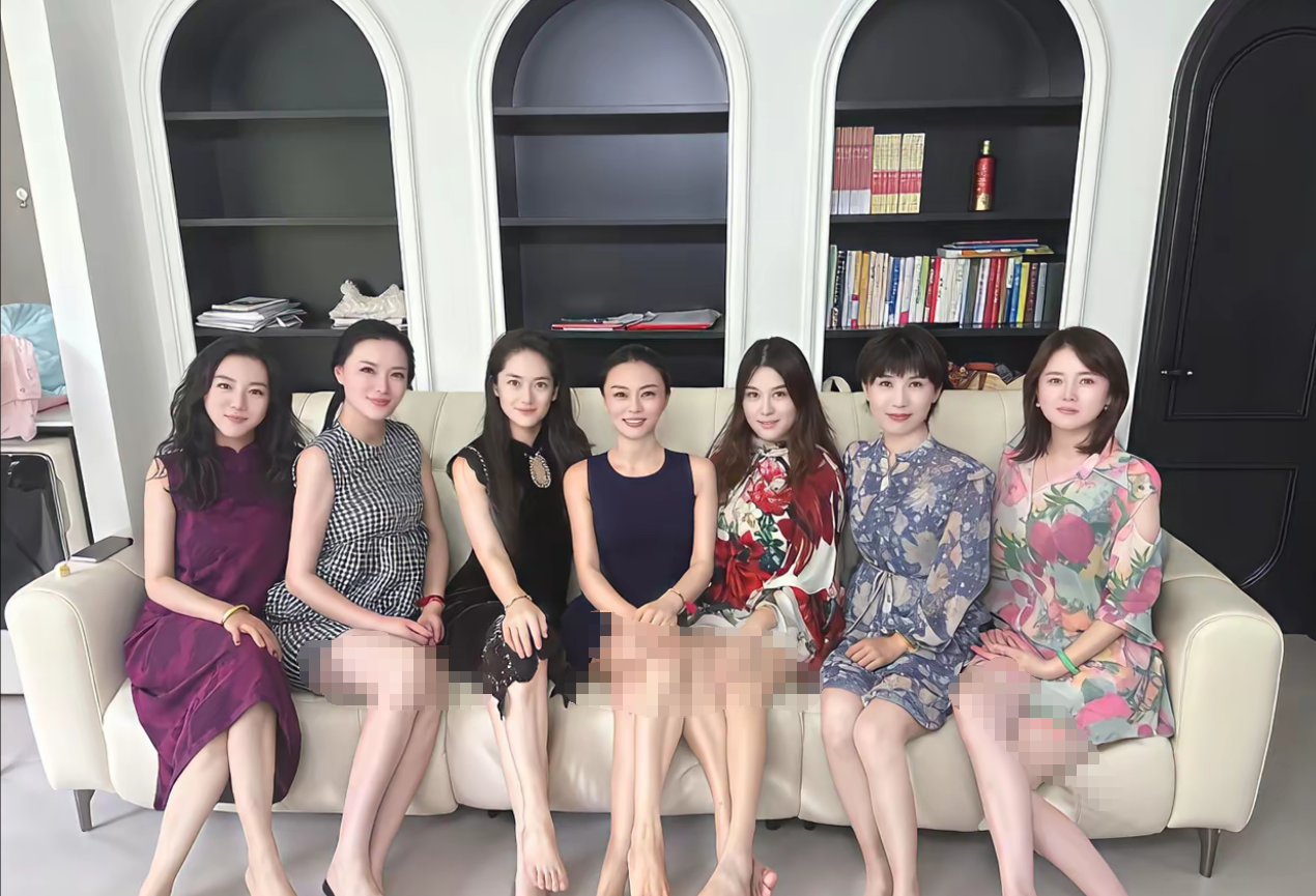 我们七个少妇，你们会选哪个？
​