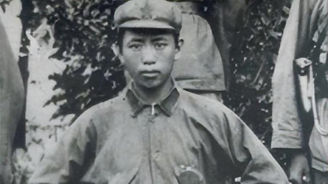 刘亚楼误听一面之词，开除了参谋长的党籍，多年后提茅台登门道歉