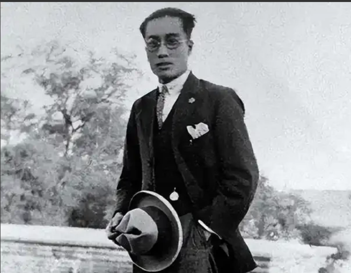 1936年，钱壮飞在长征途中，神秘失踪在乌江岸边，成为党史上的一桩“谜案”，组织