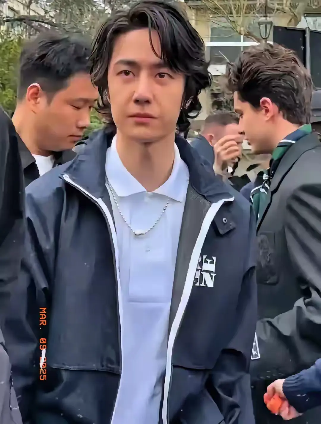 有人告诉我，这个孩子是大明星，结果把我看吐了