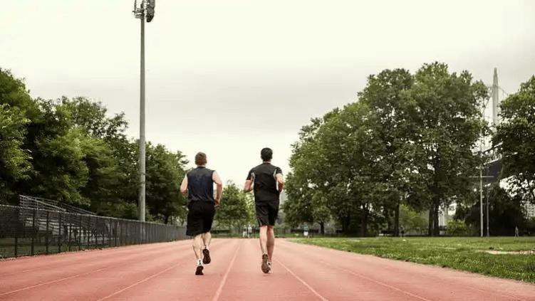 什么运动耳机好用？跑步这些年，我用过的这些运动耳机真实感受