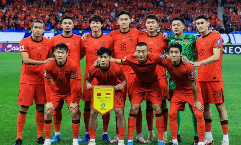 其实国足这批人根本就没资格参加这18强赛，就更别说世界杯了。
能进18强还是靠被