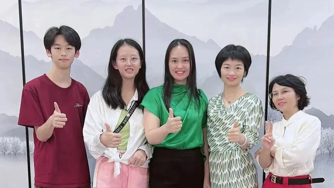 卢欣妤：18 轮卡车老司机的 “不累秘诀”——把 “上班” 换成 4 个字，日子突然轻松了