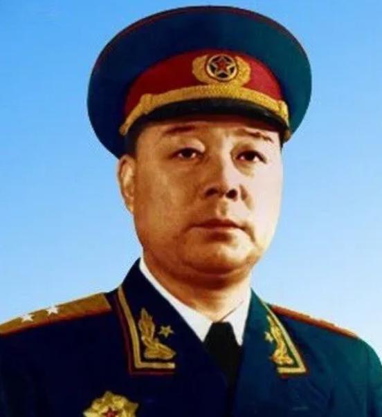 1939年，战友们给24岁的八路军副旅长介绍了一个女排长，谁知当副旅长去找女排长