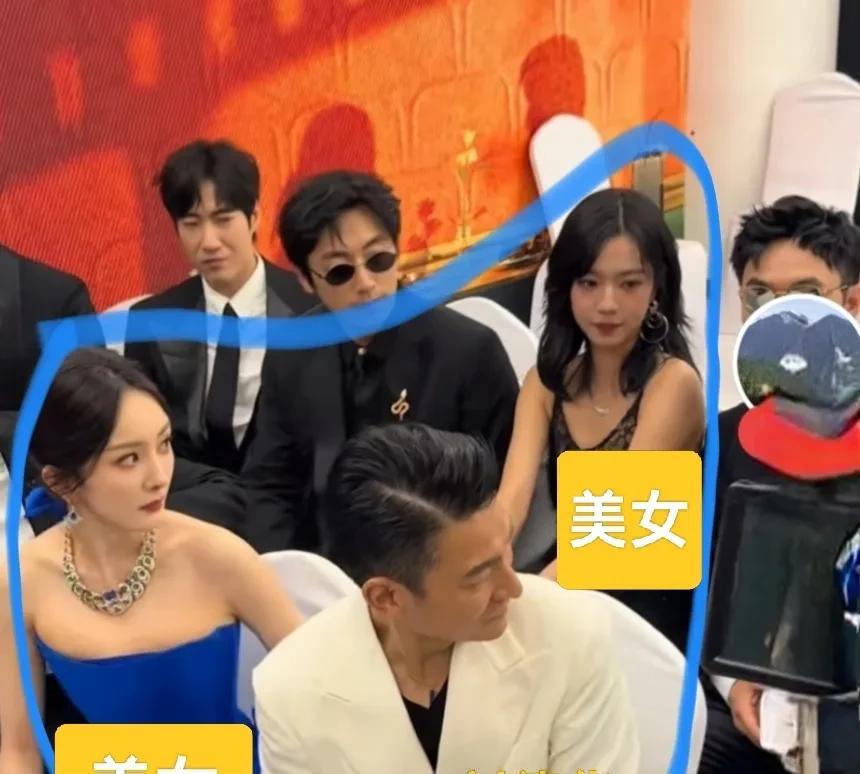 刘德华吸引女人的魅力
他对爱情的专一
无数女人对他投怀送抱
华仔依然坚守自己的婚