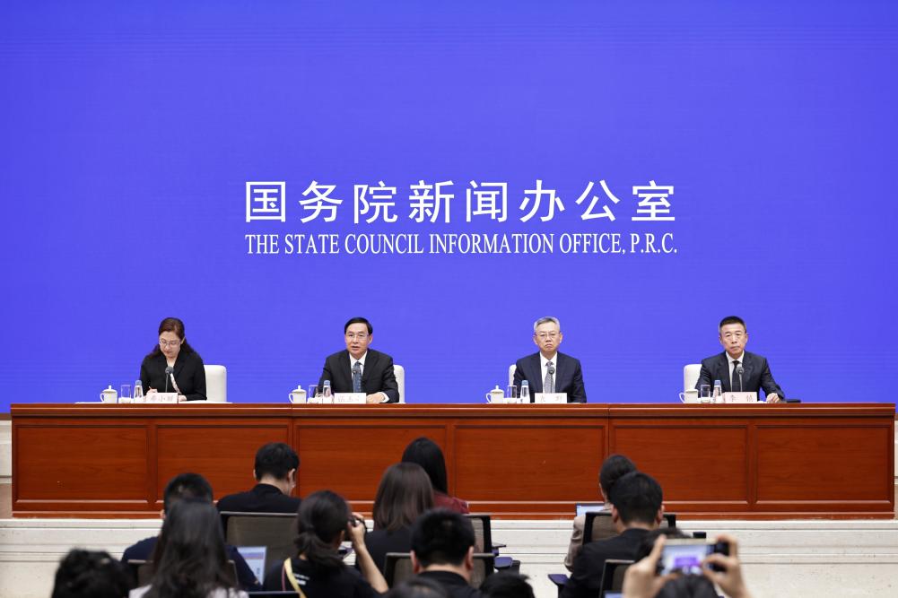 #中央企业资产总额已超过90万亿元# 在我看来，央企深化改革有诸多变化和积极意义