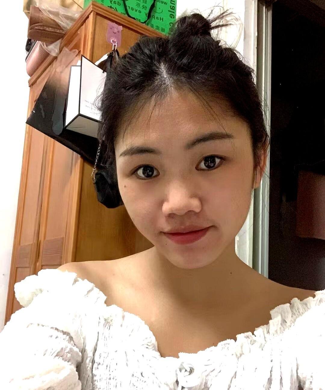 我是离过婚的
以后的另一半必须也是离过婚的
没结婚的不考虑，不是我配不上人家
而