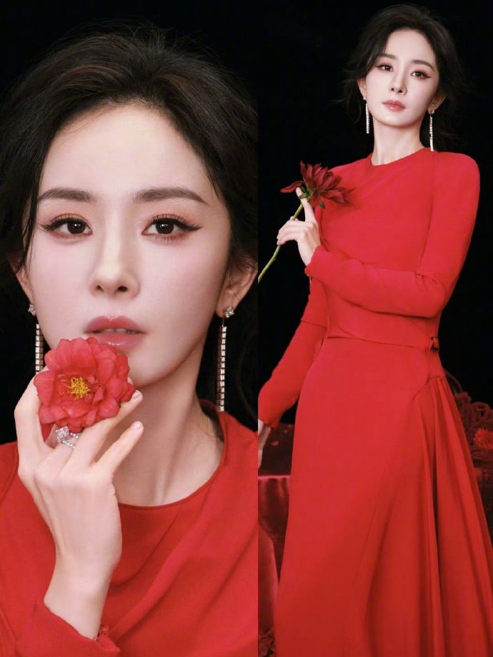 雅诗兰黛活动杨幂红裙登场，国泰民安的红，全场尖叫！ ​​​
