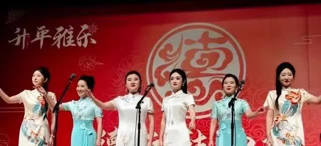 主流非主流易主？德云鼓曲社杀向新加坡！网友喊话“主流”学学？别急，帽子该换人戴了
