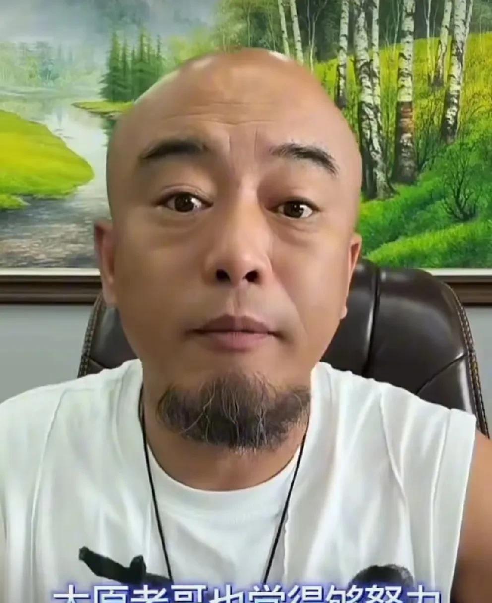 丁老五说所有主播围着808转，吃808的大盘饭！
         丁老五表示8