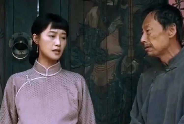 《生万物》银子的娘真是全剧最可恨的一个人，果然可怜之人必有可恨之处。
一开始，银