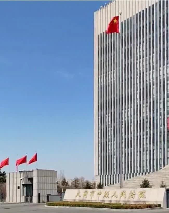 山西大同订婚强奸案的后遗症来了！安徽的一对小情侣，在吃饭的时候因为买单的问题，双
