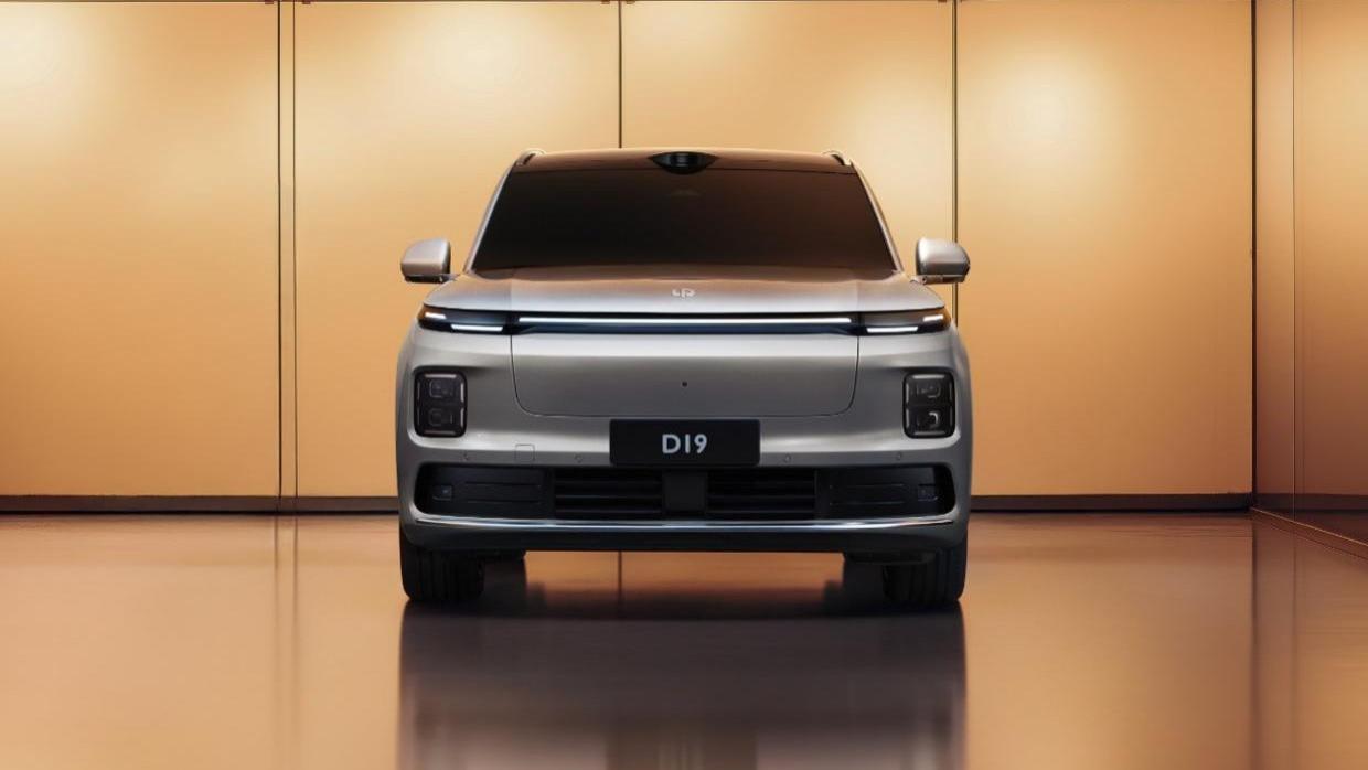 零跑D19全球首秀：重塑30万级科技豪华旗舰SUV新标杆