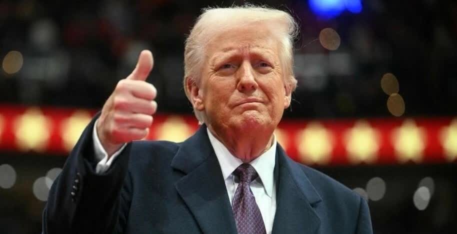 特朗普对华180度大转弯？
美媒称，美国总统特朗普将1300名对华鹰派全部辞退