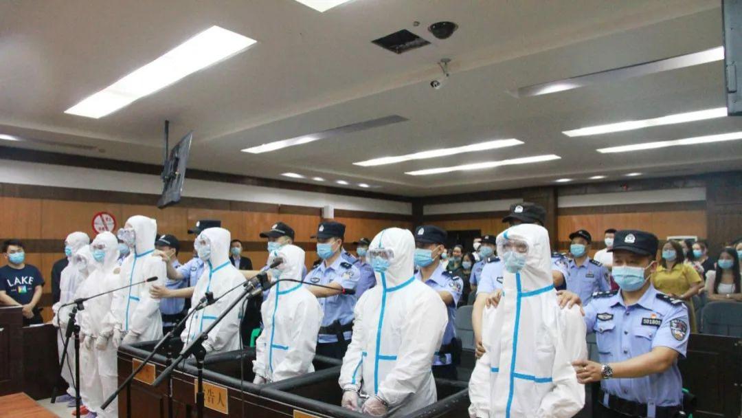 扫黑除恶：广州吴显祥等23人涉黑犯罪团伙案