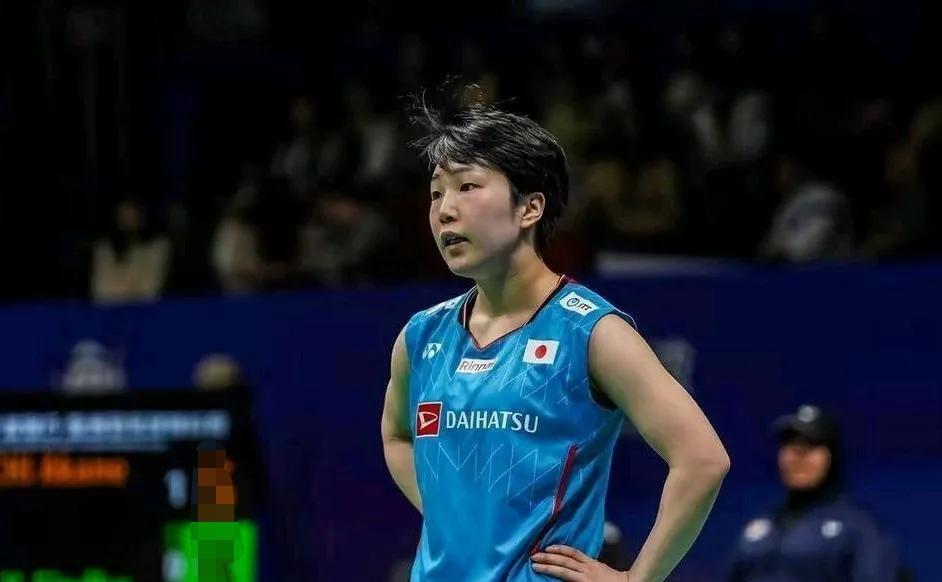 北京时间9月19日下午，2025中国羽毛球大师赛刚刚结束了一场女单1/4决赛，新