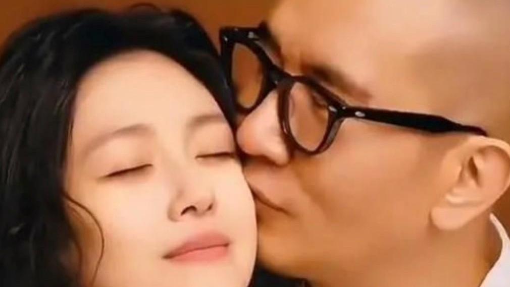 汪小菲带女儿逛街，11岁玥儿身高直逼马筱梅，新一家三口太温馨