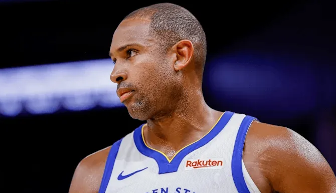 霍福德全场出战15分钟，4中2三分2中0得到4分6篮板1助攻
今天NBA常规赛勇