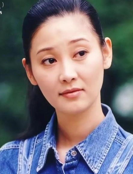 女性人生选择：刘晓庆与徐帆的不同路径

我妈常说，做女人宁愿像徐帆，也别像刘晓庆