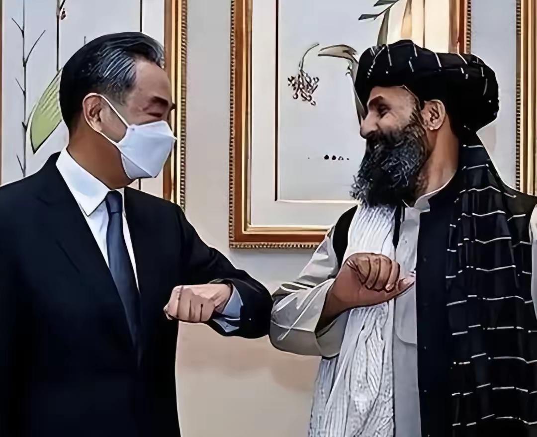 卡塔尔被炸事件
中东国家应该明白：
第一，买美国武器保不了安全
第二，买的美国武