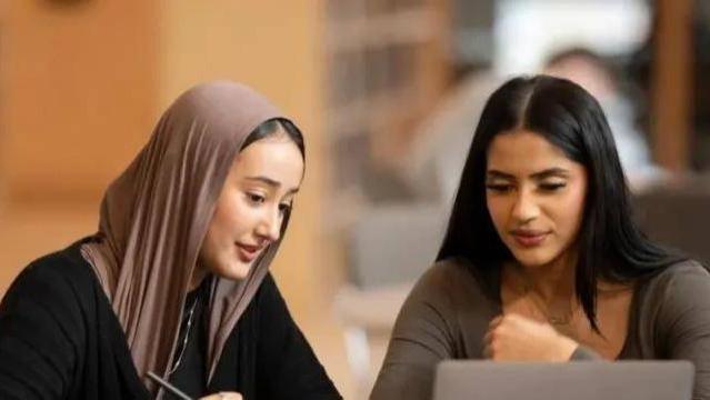 金斯顿大学在 2026 年《卫报》大学指南排名上升了六位