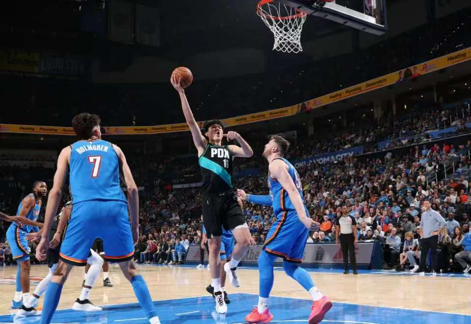 斯普利特认可杨瀚森两点表现，想进入常规轮换，必须解决防守问题